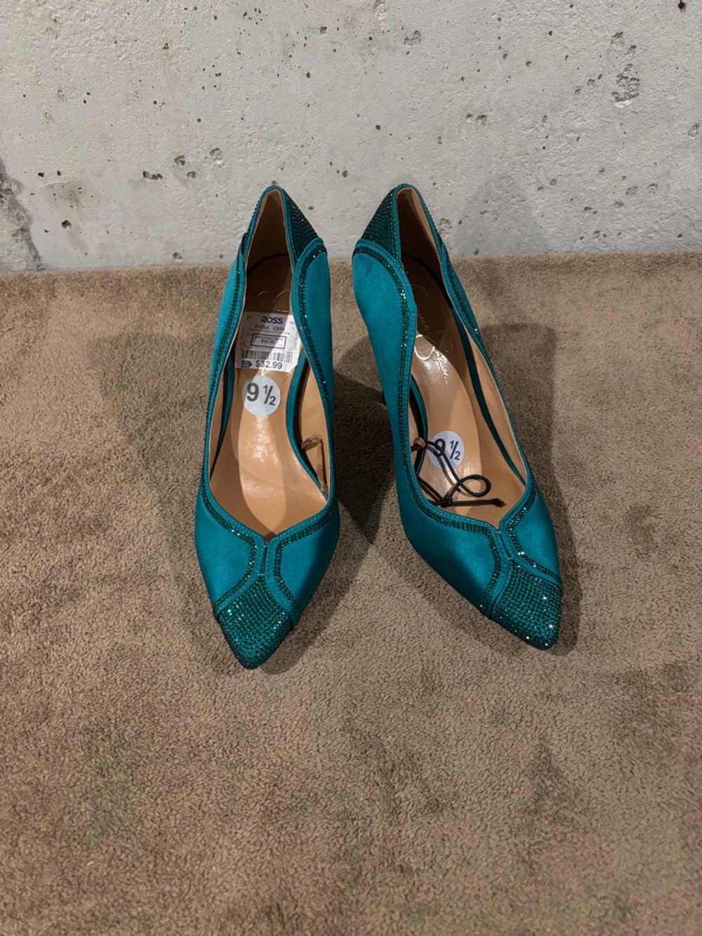 Jessica Simpson Emerald Green Gerley Satin Pointed-Toe Pumps - Size 9.5